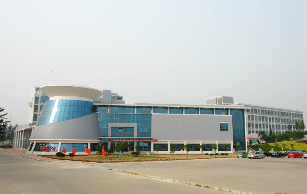 学校真实校景