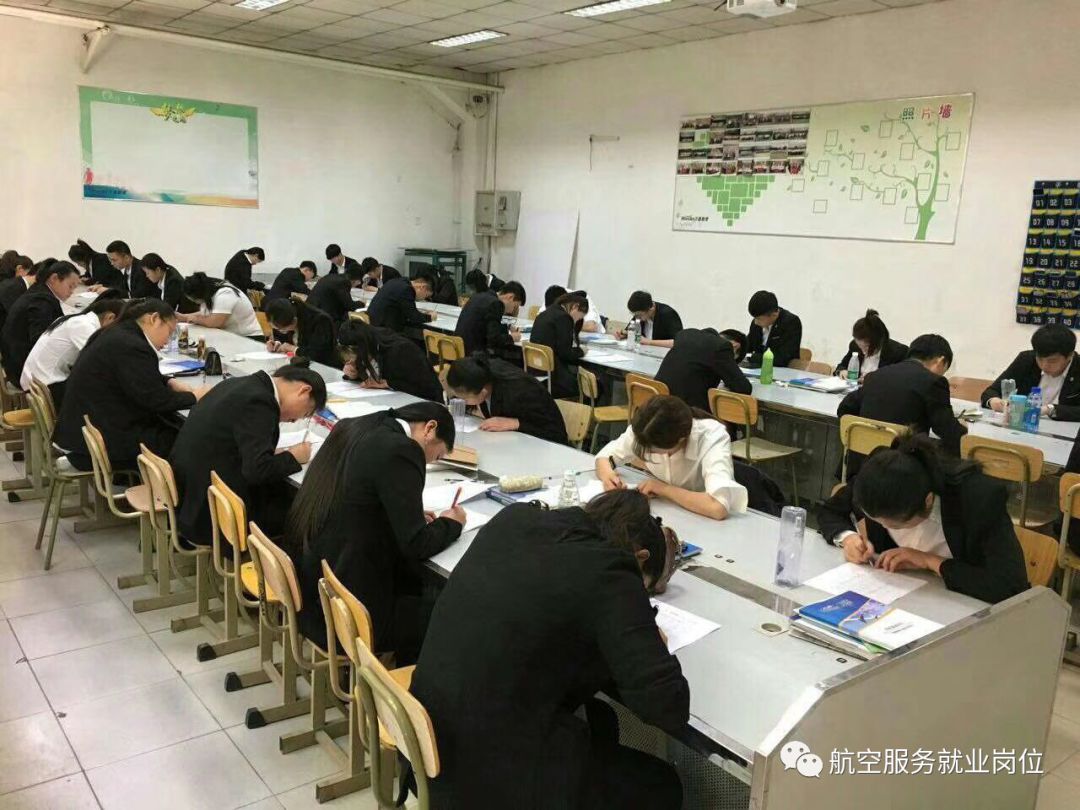 学生上课