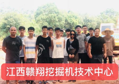 毕业学员合影留念