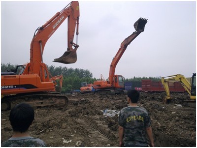挖掘机加强班