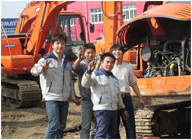 挖掘机维修班