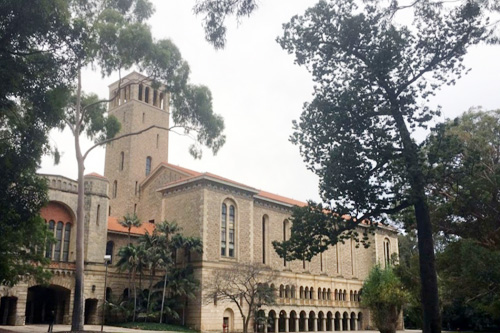 西澳大学