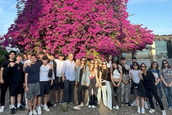 Background3.jpg Background3.jpg